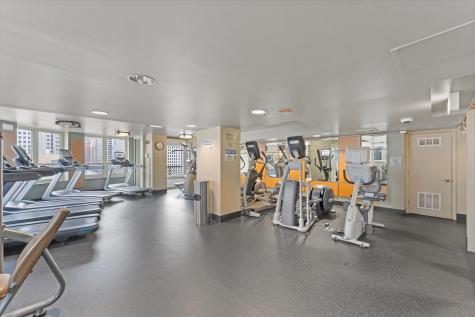 345 North La Salle Drive Chicago IL 60654