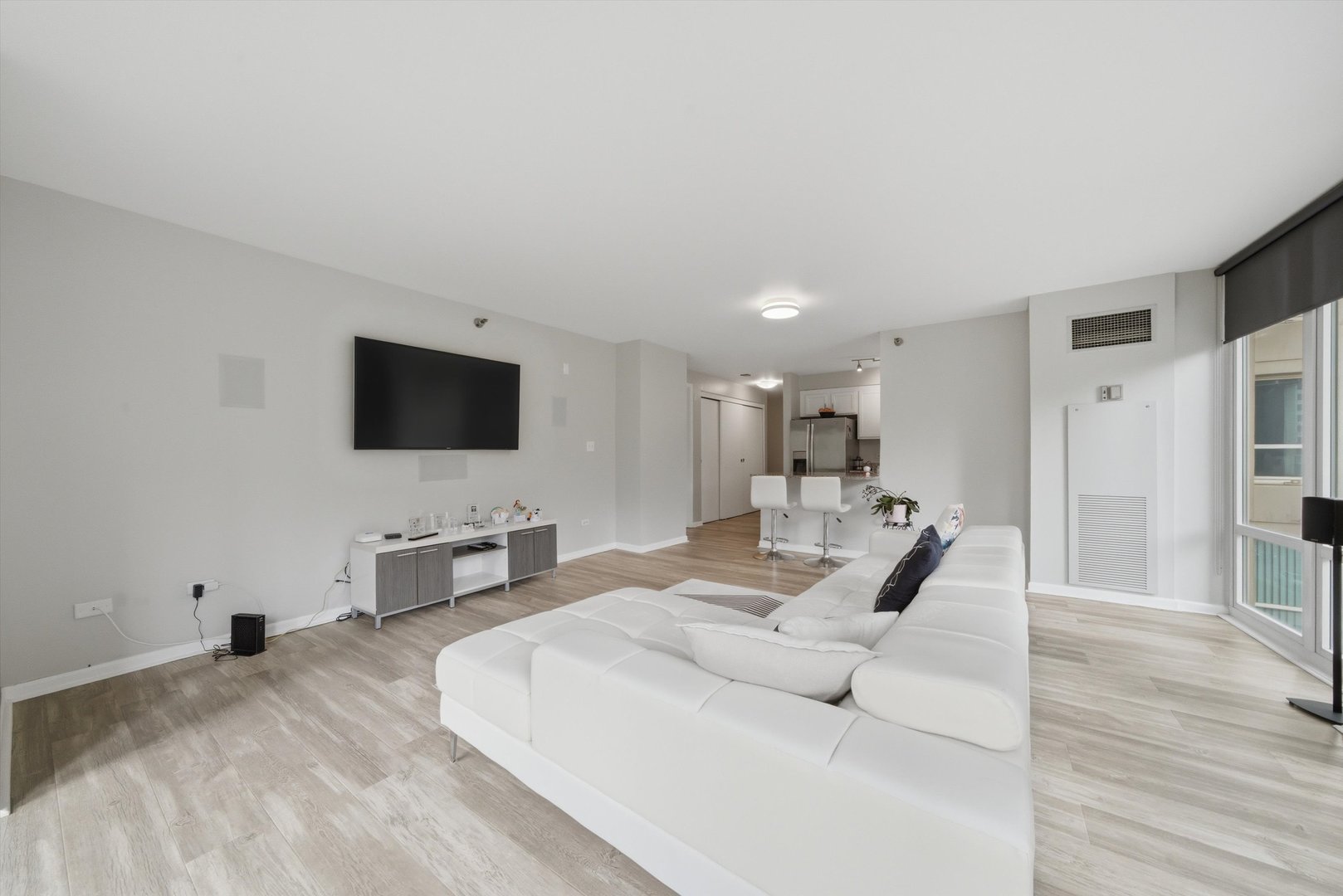345 North La Salle Drive Chicago IL 60654