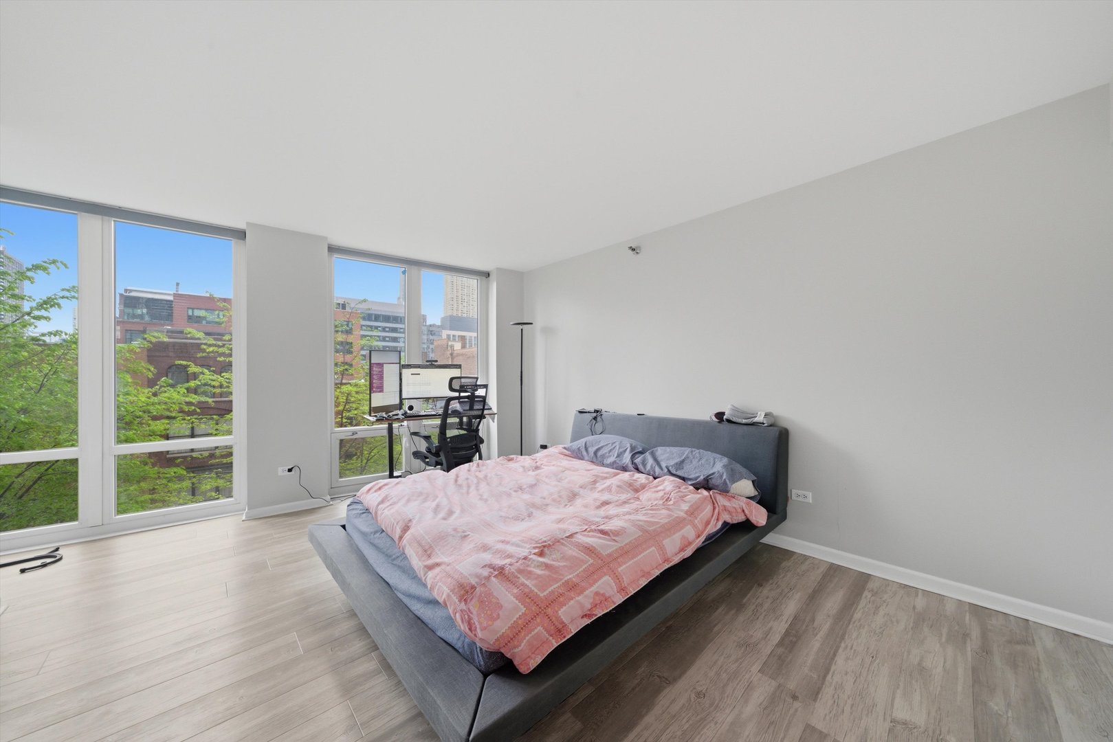 345 North La Salle Drive Chicago IL 60654
