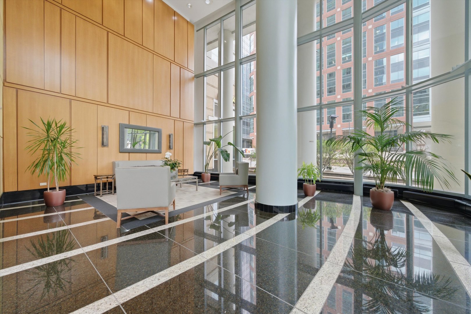345 North La Salle Drive Chicago IL 60654