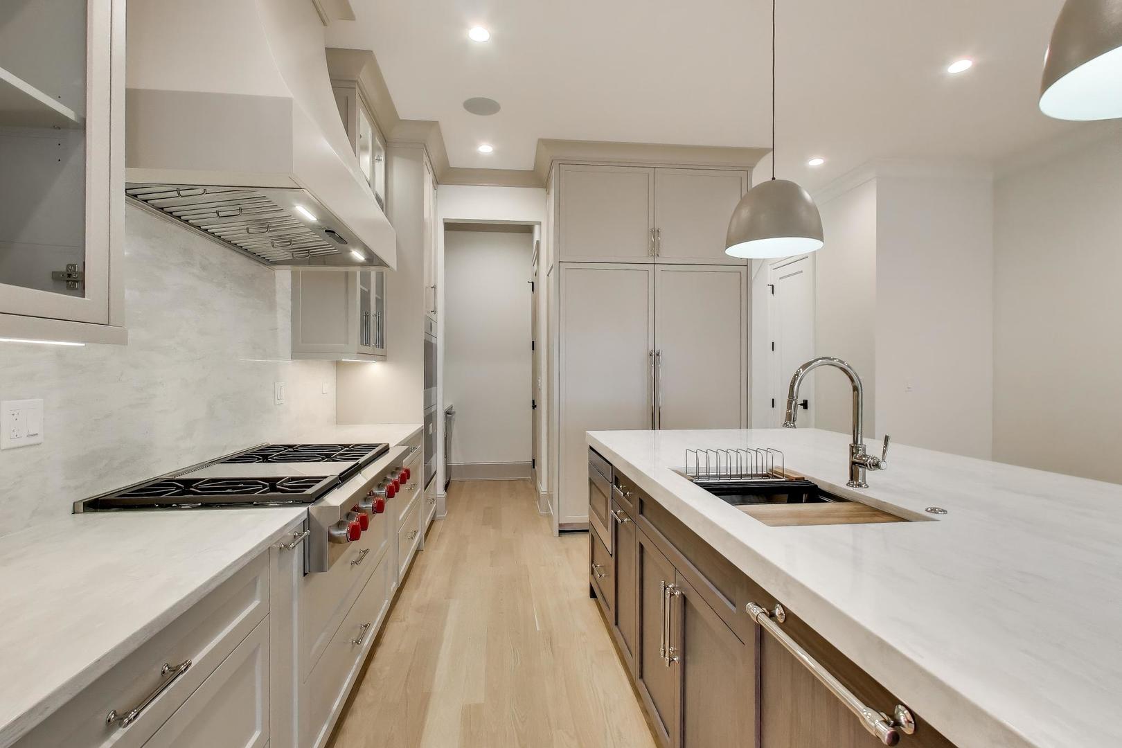 1910 West Fletcher Street Chicago IL 60657