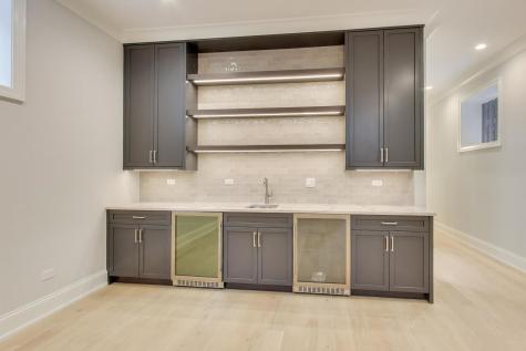 1910 West Fletcher Street Chicago IL 60657