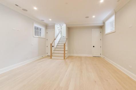 1910 West Fletcher Street Chicago IL 60657
