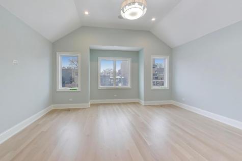 1910 West Fletcher Street Chicago IL 60657