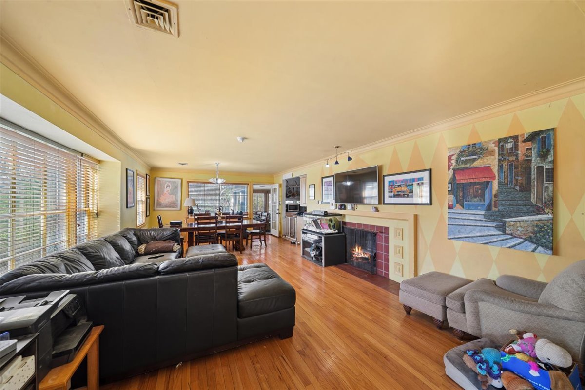 105 North Main Street Lombard IL 60148