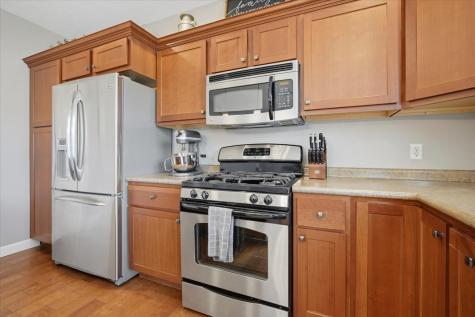 74 Dry Sage Circle Bloomington IL 61705