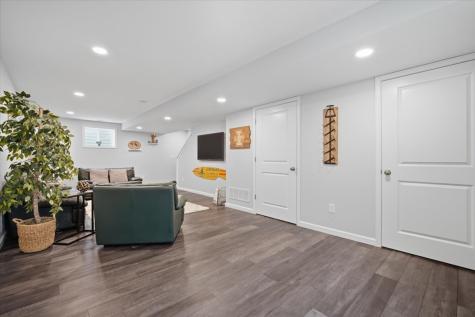 74 Dry Sage Circle Bloomington IL 61705