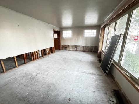 10100 South Saint Lawrence Avenue Chicago IL 60628
