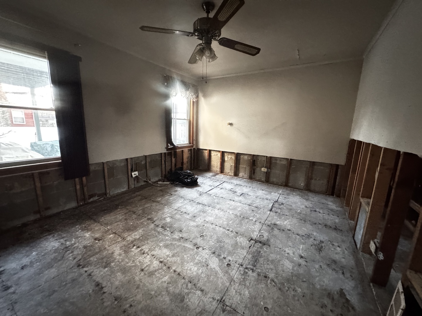 10100 South Saint Lawrence Avenue Chicago IL 60628