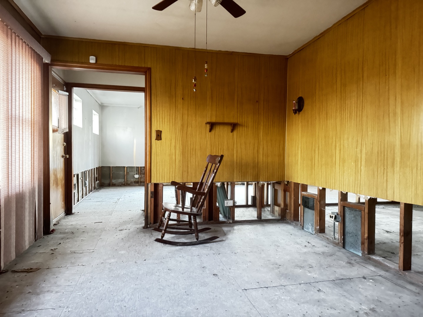 10100 South Saint Lawrence Avenue Chicago IL 60628