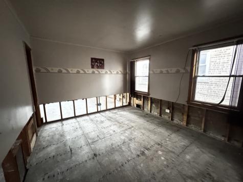 10100 South Saint Lawrence Avenue Chicago IL 60628