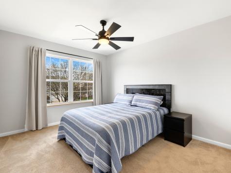 289 West Daisy Circle Romeoville IL 60446