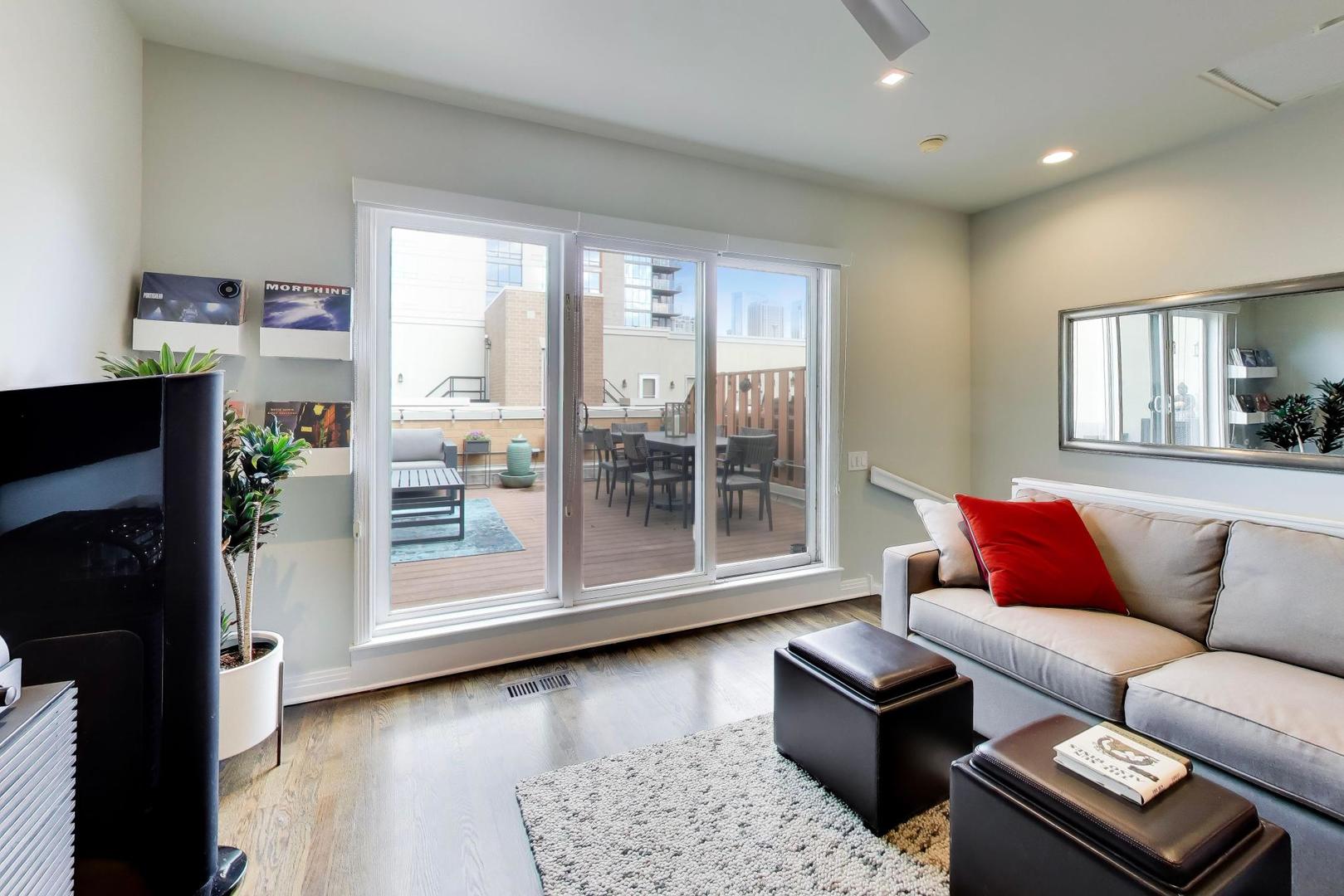 511 North Peoria Street Chicago IL 60642