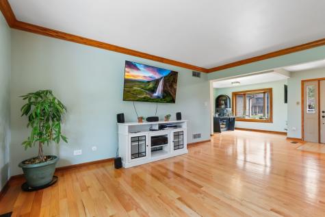 220 Grant Avenue Frankfort IL 60423