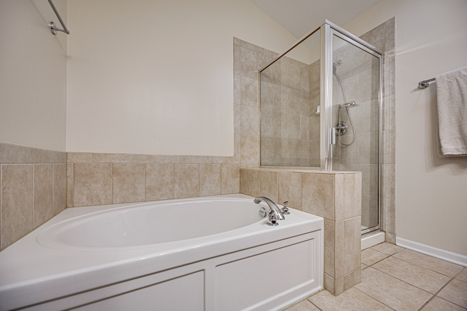 2929 Saganashkee Lane Naperville IL 60564