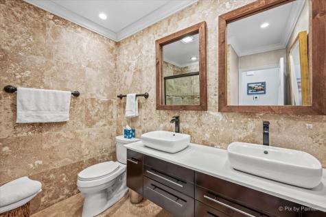 2715 North Villa Lane Mchenry IL 60051