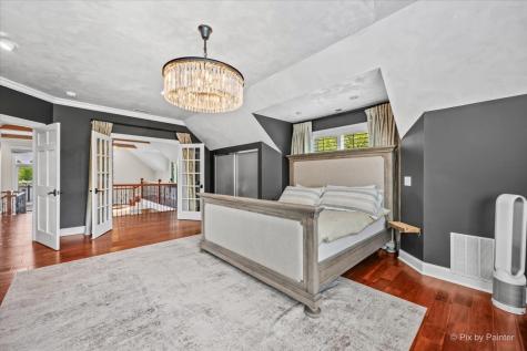 2715 North Villa Lane Mchenry IL 60051