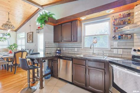 2115 North Lick Creek Road Goreville IL 62939