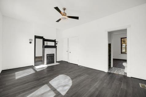 928 East 46th Street Chicago IL 60653