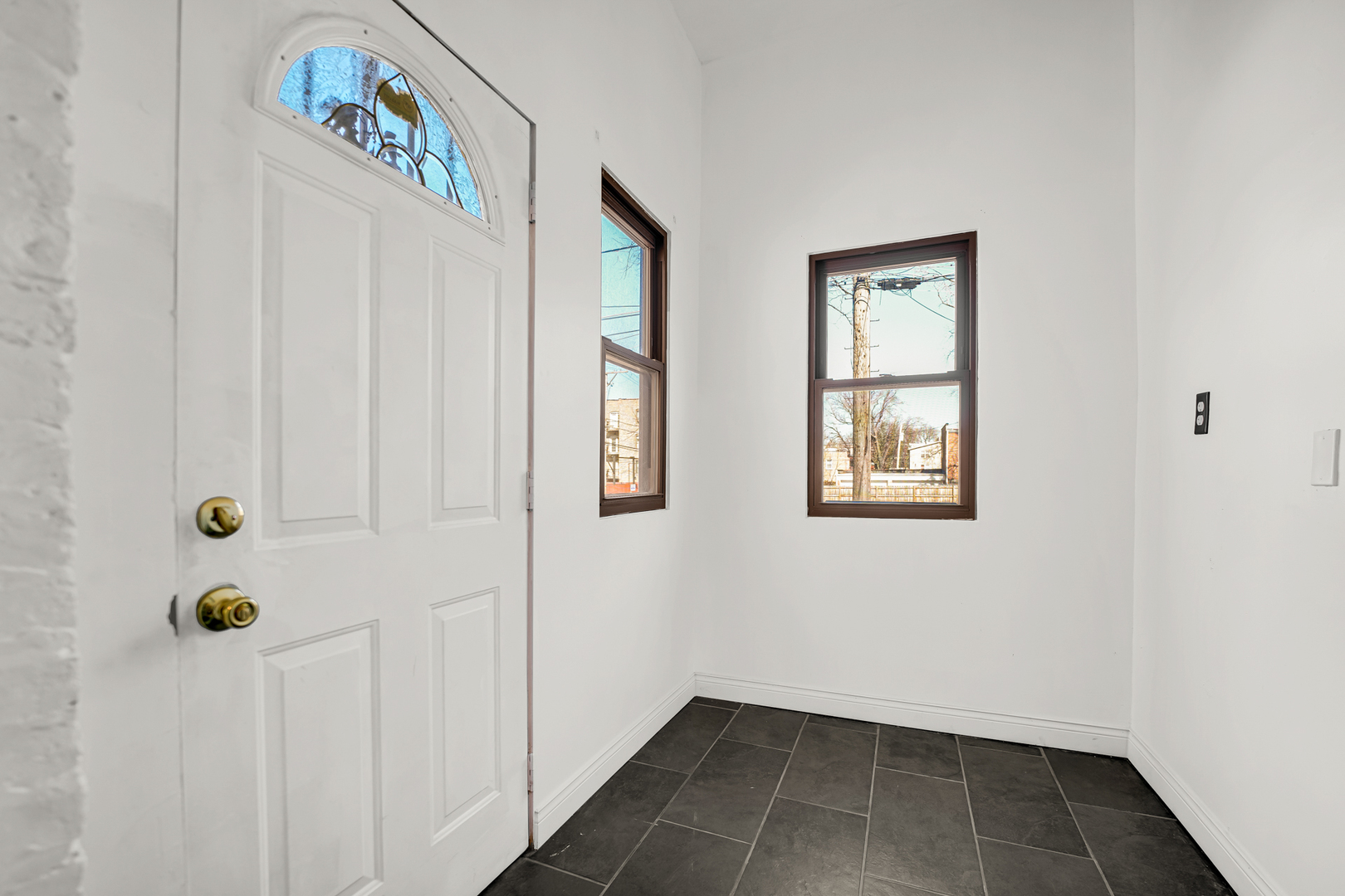 928 East 46th Street Chicago IL 60653
