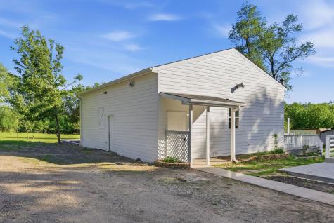 11109 Us Highway 14 Highway Woodstock IL 60098