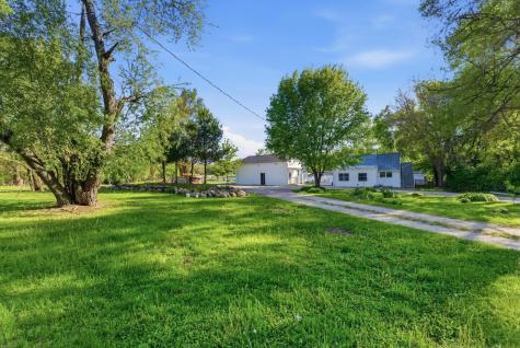 11109 Us Highway 14 Highway Woodstock IL 60098