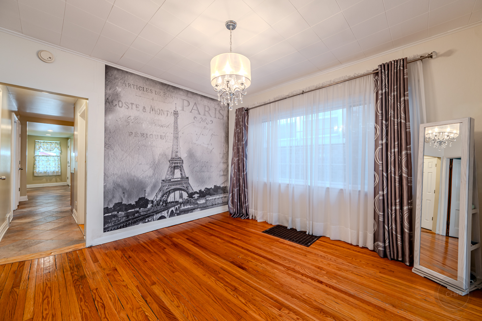 3628 West 83rd Street Chicago IL 60652