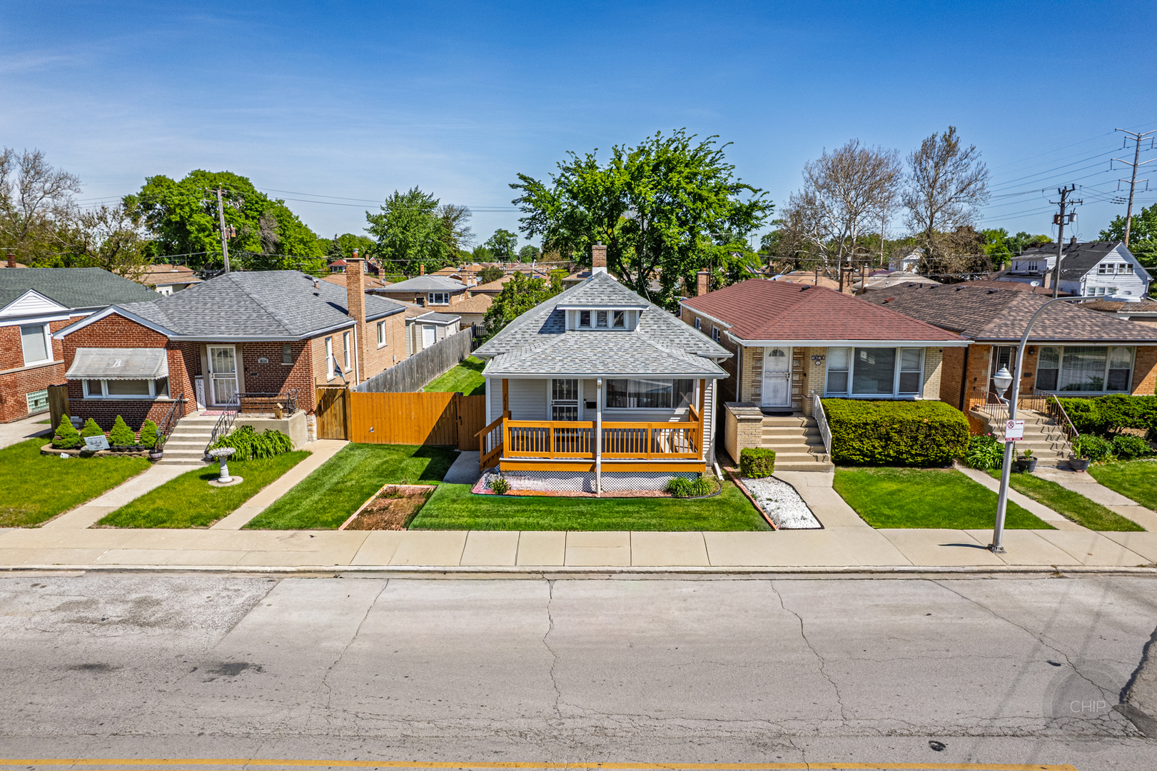 3628 West 83rd Street Chicago IL 60652
