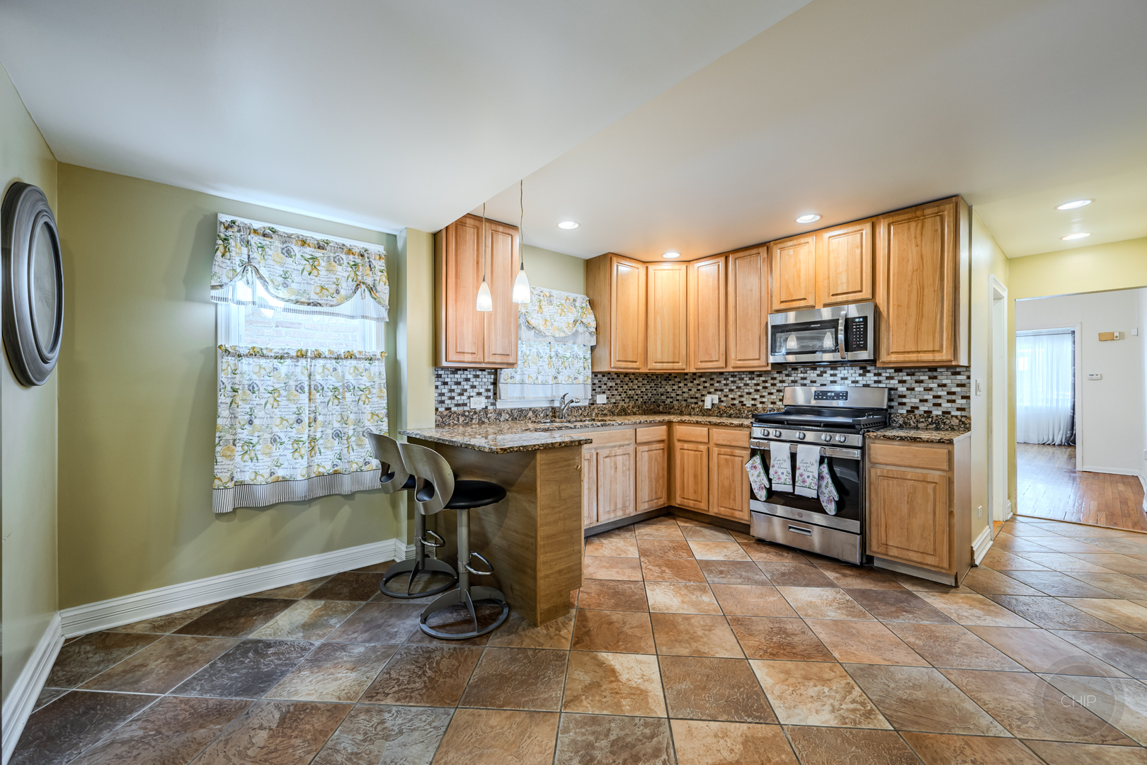 3628 West 83rd Street Chicago IL 60652