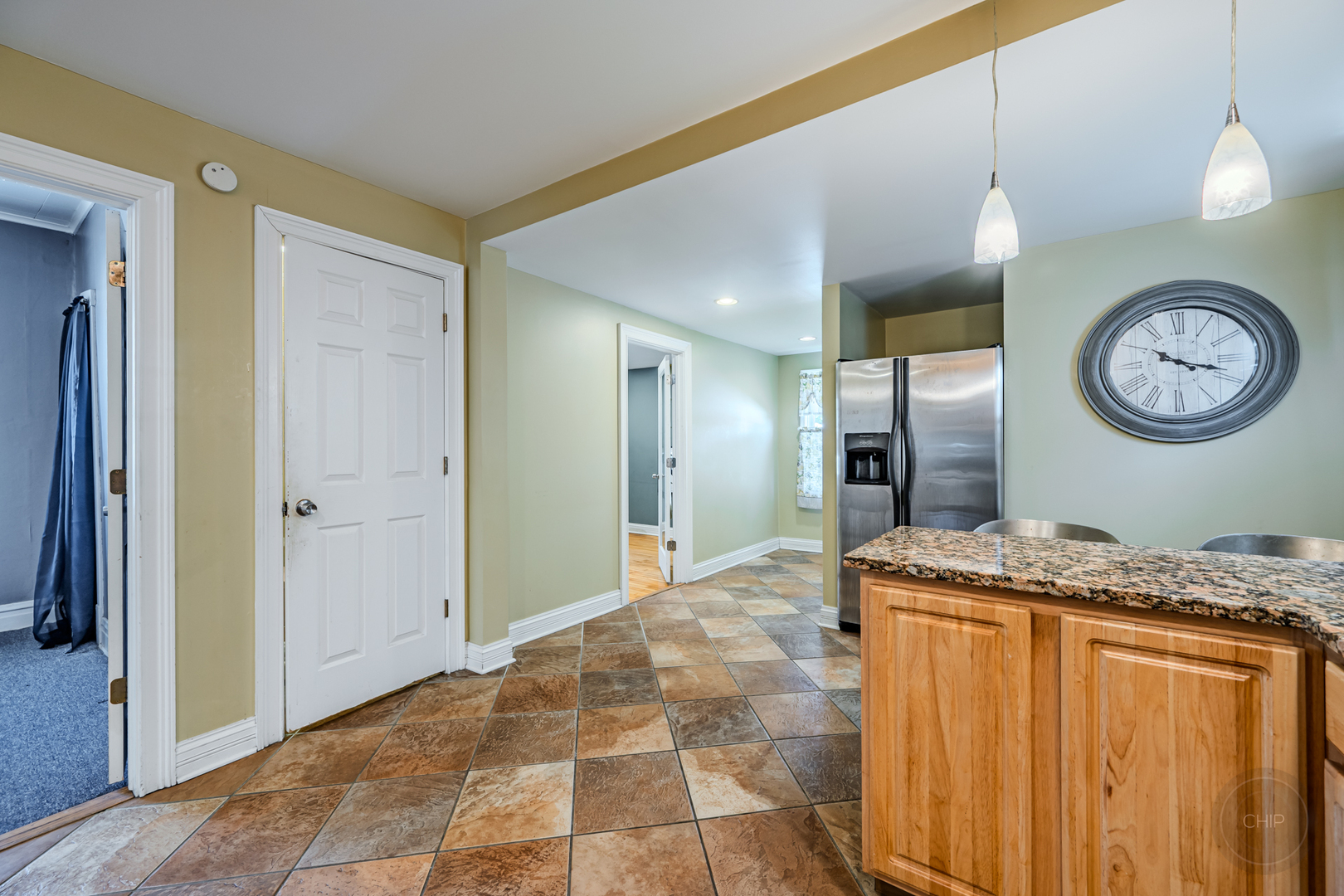 3628 West 83rd Street Chicago IL 60652