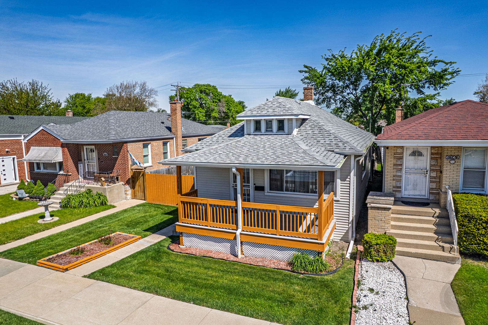 3628 West 83rd Street Chicago IL 60652