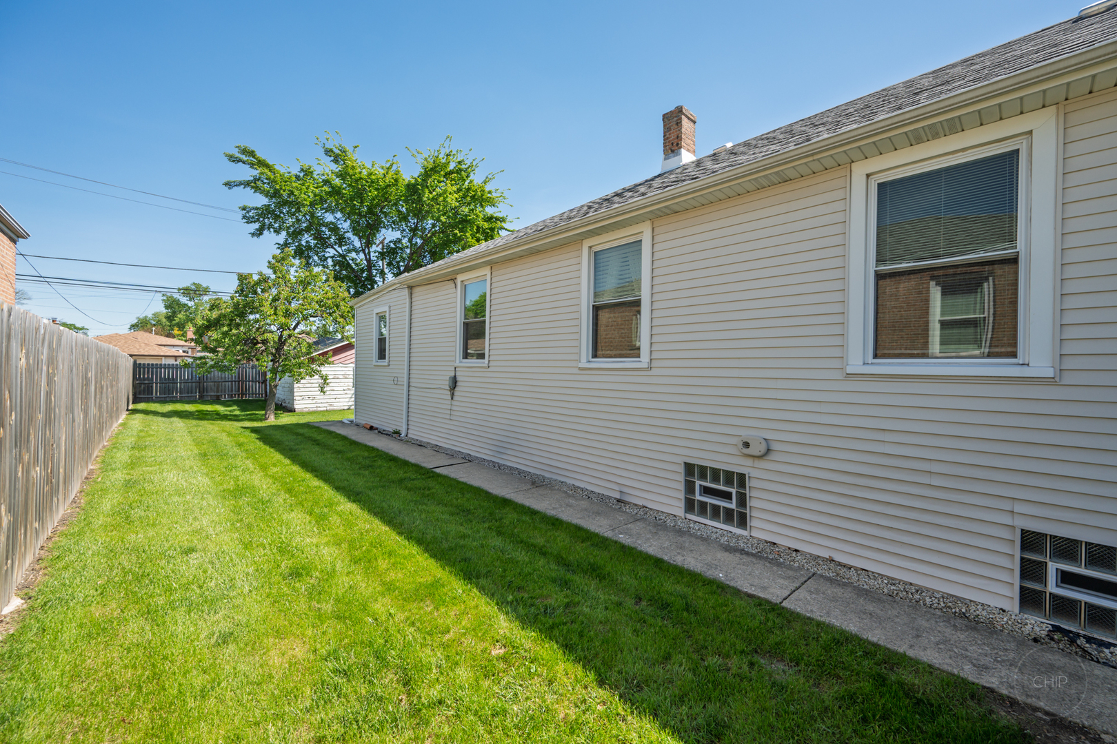 3628 West 83rd Street Chicago IL 60652