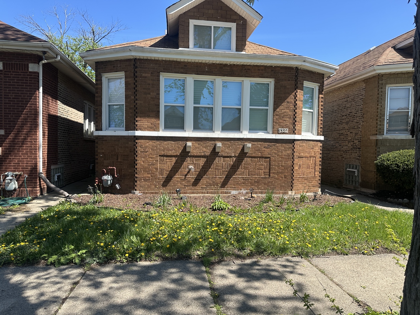 9327 South Elizabeth Street Chicago IL 60620