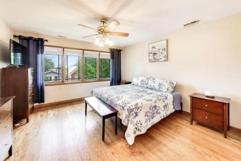 5038 North Rutherford Avenue Chicago IL 60656