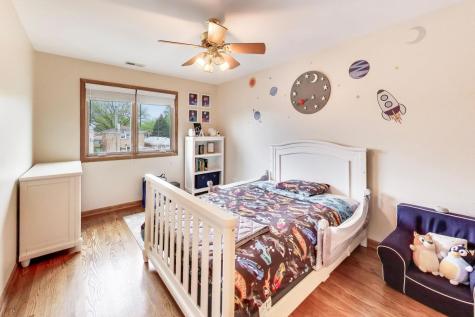 5038 North Rutherford Avenue Chicago IL 60656