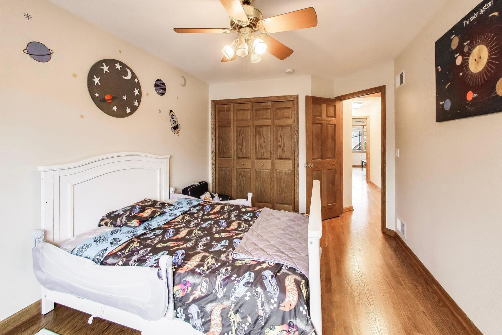 5038 North Rutherford Avenue Chicago IL 60656