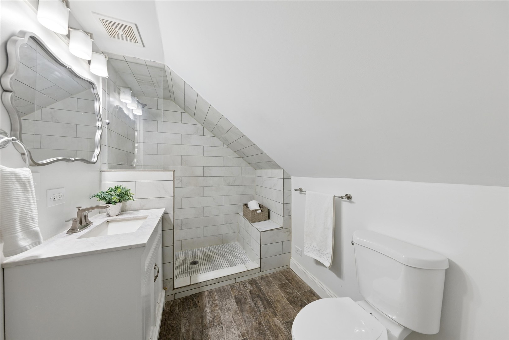 304 Bryant Avenue Glen Ellyn IL 60137