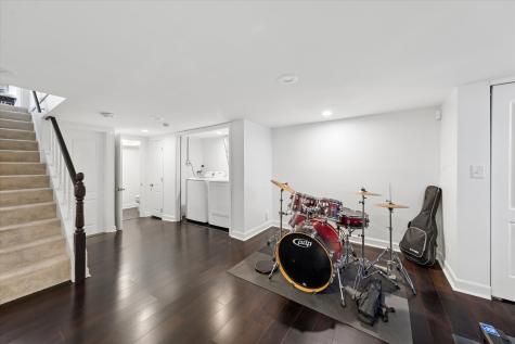 304 Bryant Avenue Glen Ellyn IL 60137
