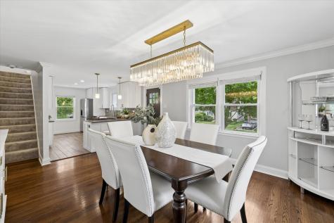 304 Bryant Avenue Glen Ellyn IL 60137