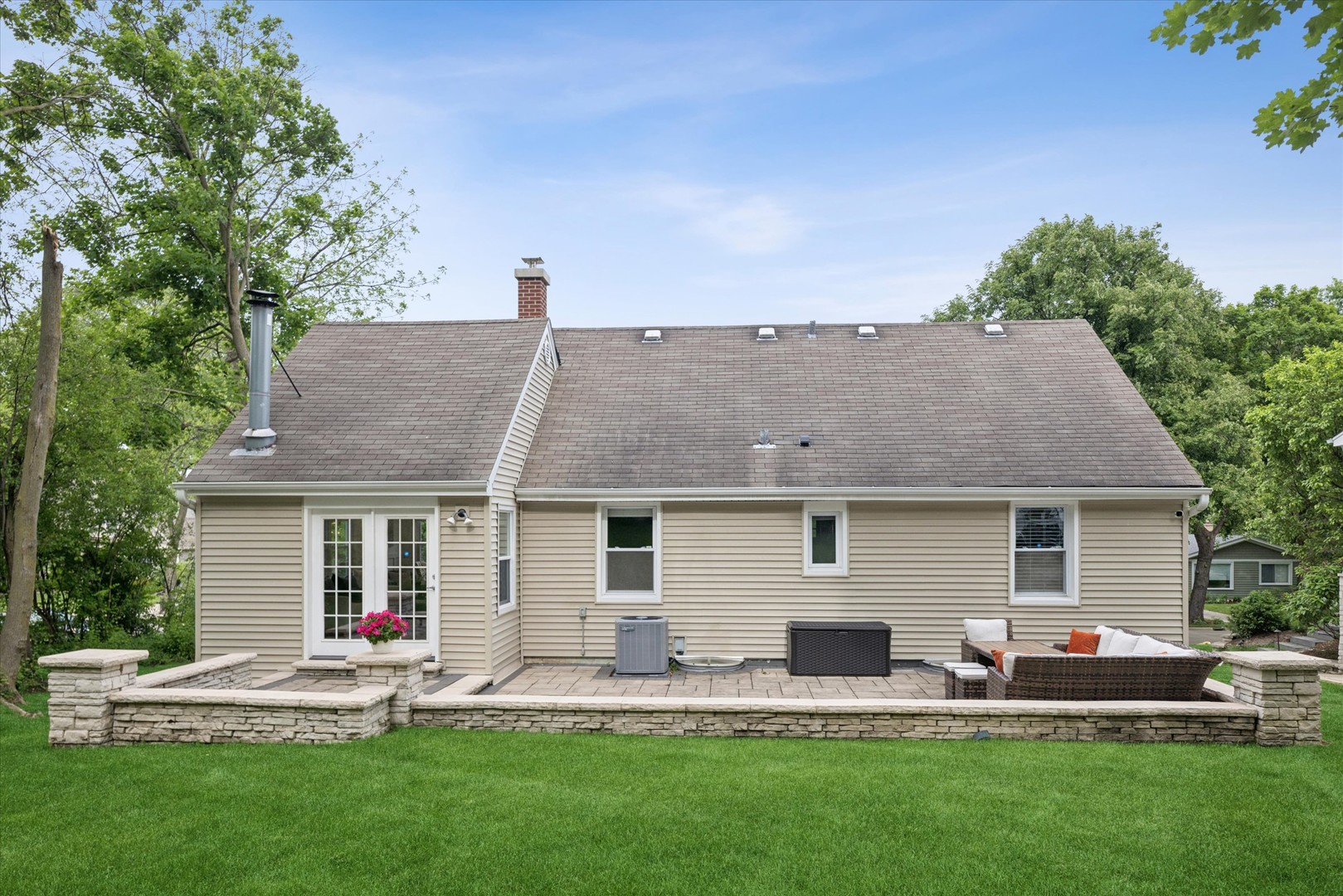 304 Bryant Avenue Glen Ellyn IL 60137