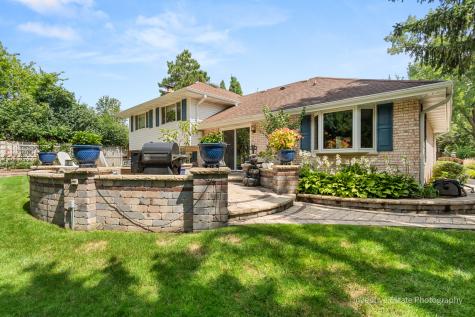 286 Stonegate Road Clarendon Hills IL 60514