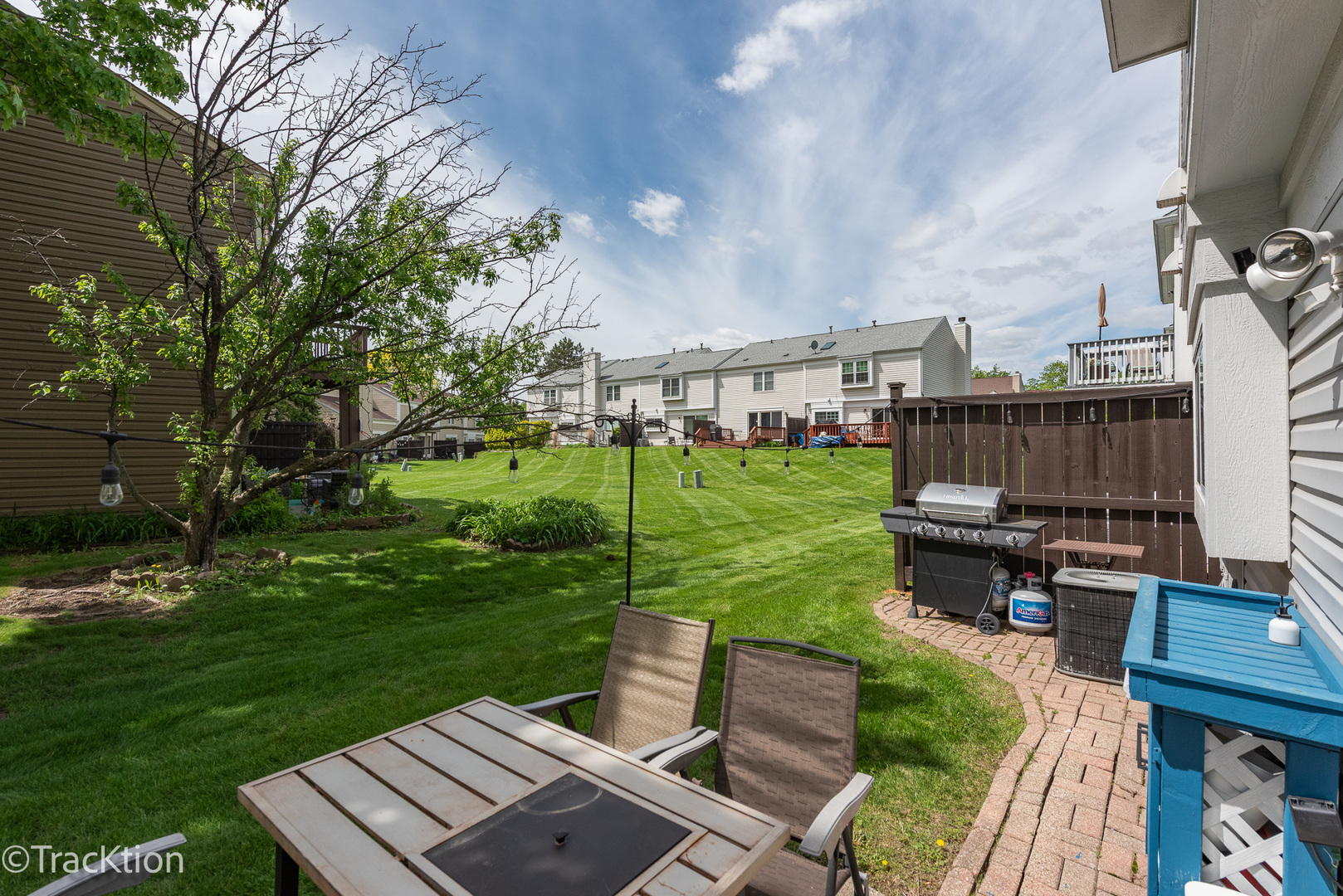 17 Peach Tree Lane Westmont IL 60559