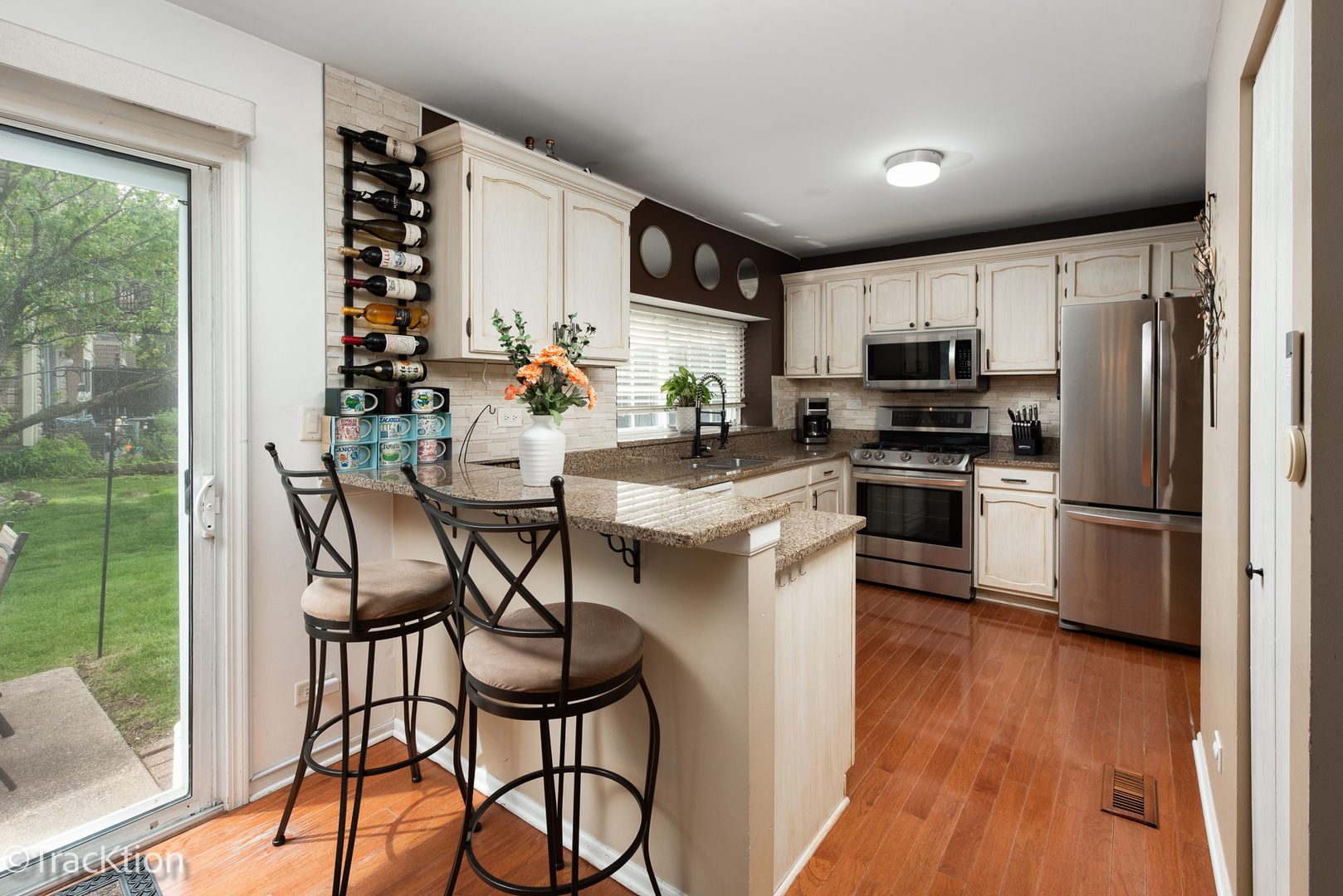 17 Peach Tree Lane Westmont IL 60559