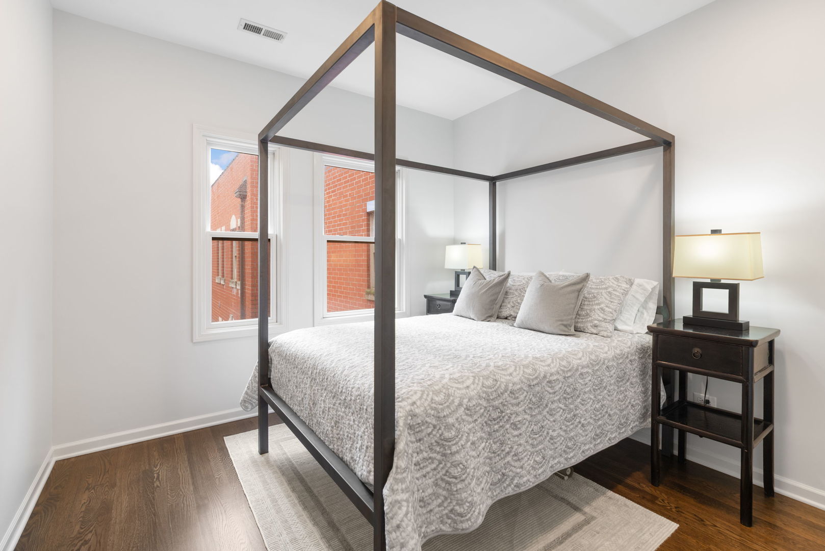1733 South Prairie Avenue Chicago IL 60616