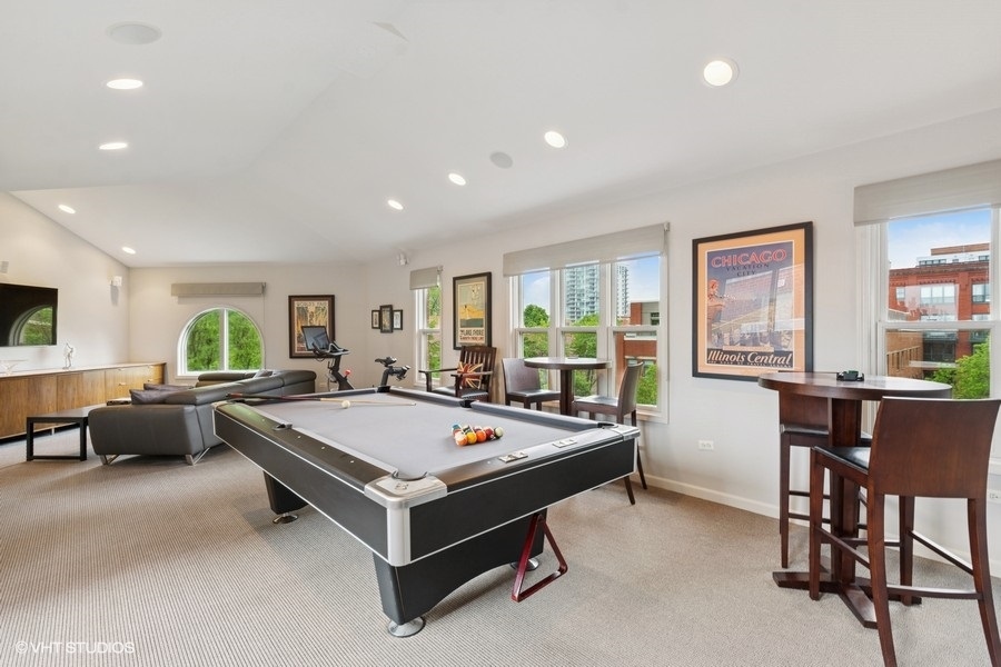 1733 South Prairie Avenue Chicago IL 60616