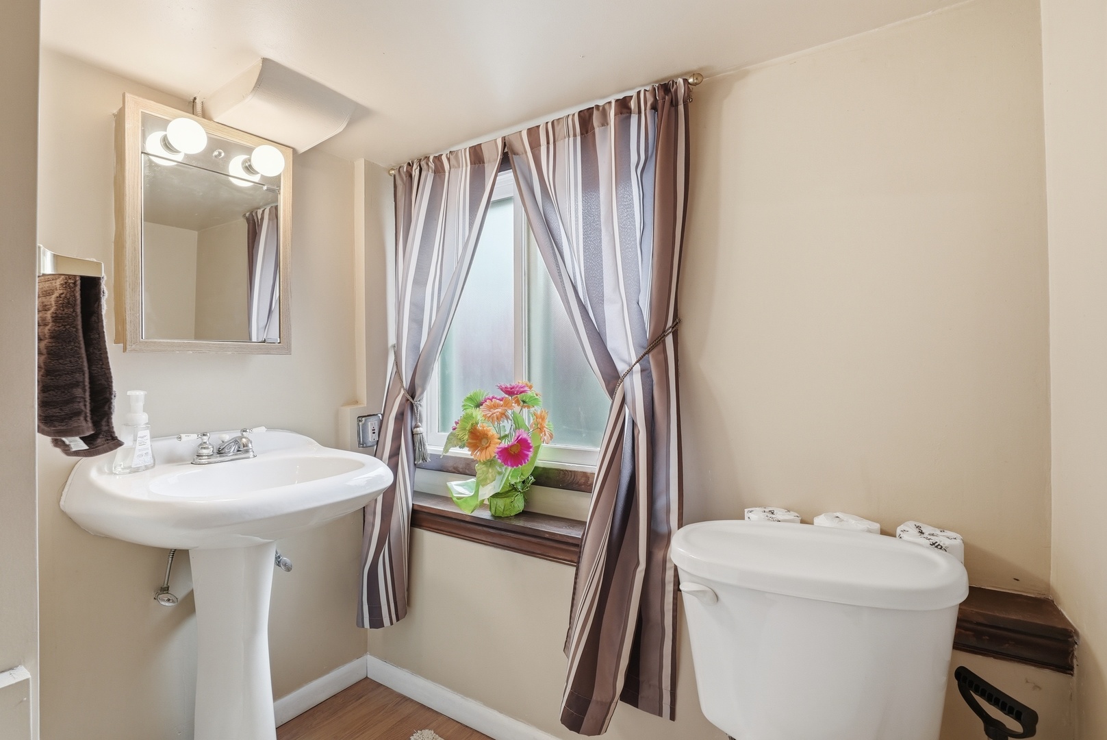 538 North West Avenue Elmhurst IL 60126