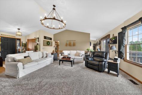 816 Doral Drive Marengo IL 60152