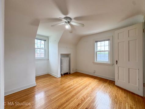 216 Wilcox Avenue Elgin IL 60123