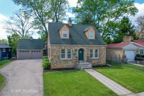 216 Wilcox Avenue Elgin IL 60123