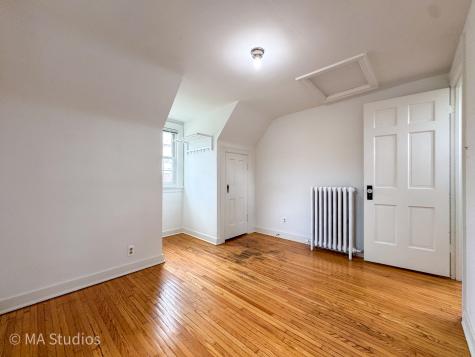 216 Wilcox Avenue Elgin IL 60123